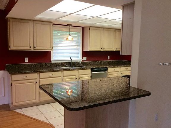 4th image of 712 Lake Eloise Place Dr
