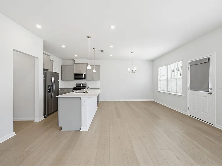 2109 Sun Vibes Way — Photo 9