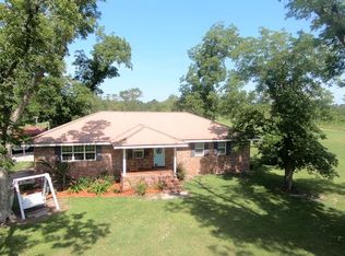 989 Coffee County Club Rd, Hortense, GA 31543