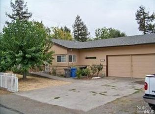 4800 Rinconada Dr, Santa Rosa, CA 95409