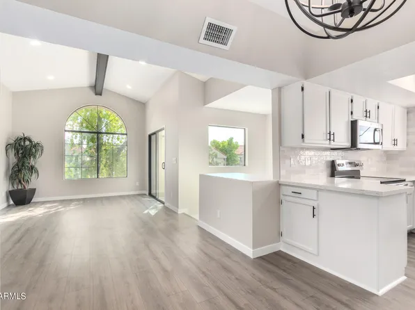 818 S WESTWOOD Street #214, Mesa, AZ 85210