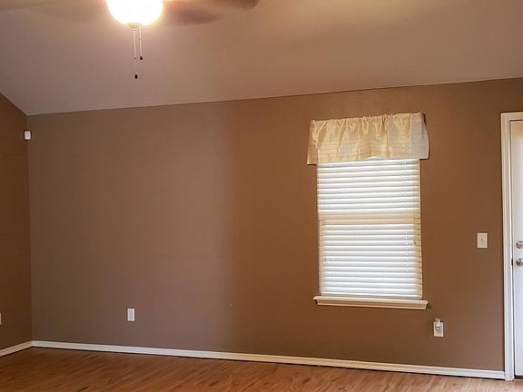 Entryway, Living, Ceiling fan view 2