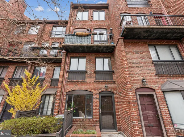 1051 Paper Mill Ct NW #1051, Washington, DC 20007