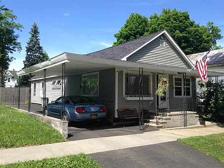 エリザベス（121） 121 Elizabeth St, Ogdensburg, NY 13669 | Zillow
