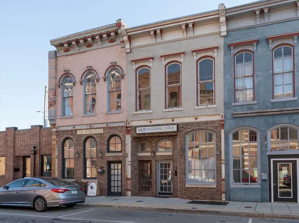 71 1/2 E Jefferson St, Franklin, IN 46131