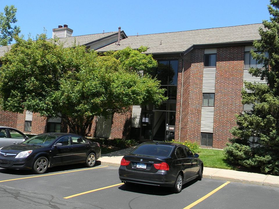 1st image of 3340 Devonwood Hls NE #D