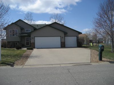 812 Elm St S, Belle Plaine, MN, 56011