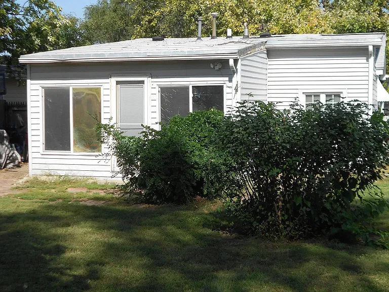 3309 Avenue I — Photo 15