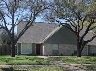 614 Towne House Ln, Richardson, TX 75081