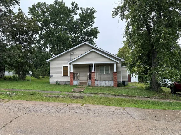 206 Hickory St, Park Hills, MO 63601