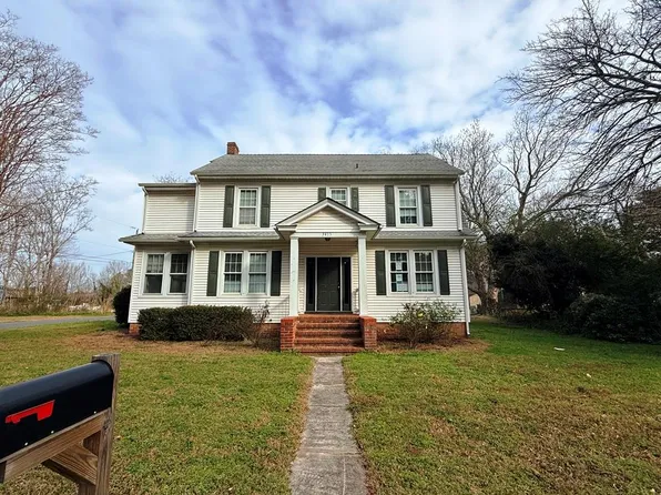 3415 Willis Wharf Rd, Exmore, VA 23350