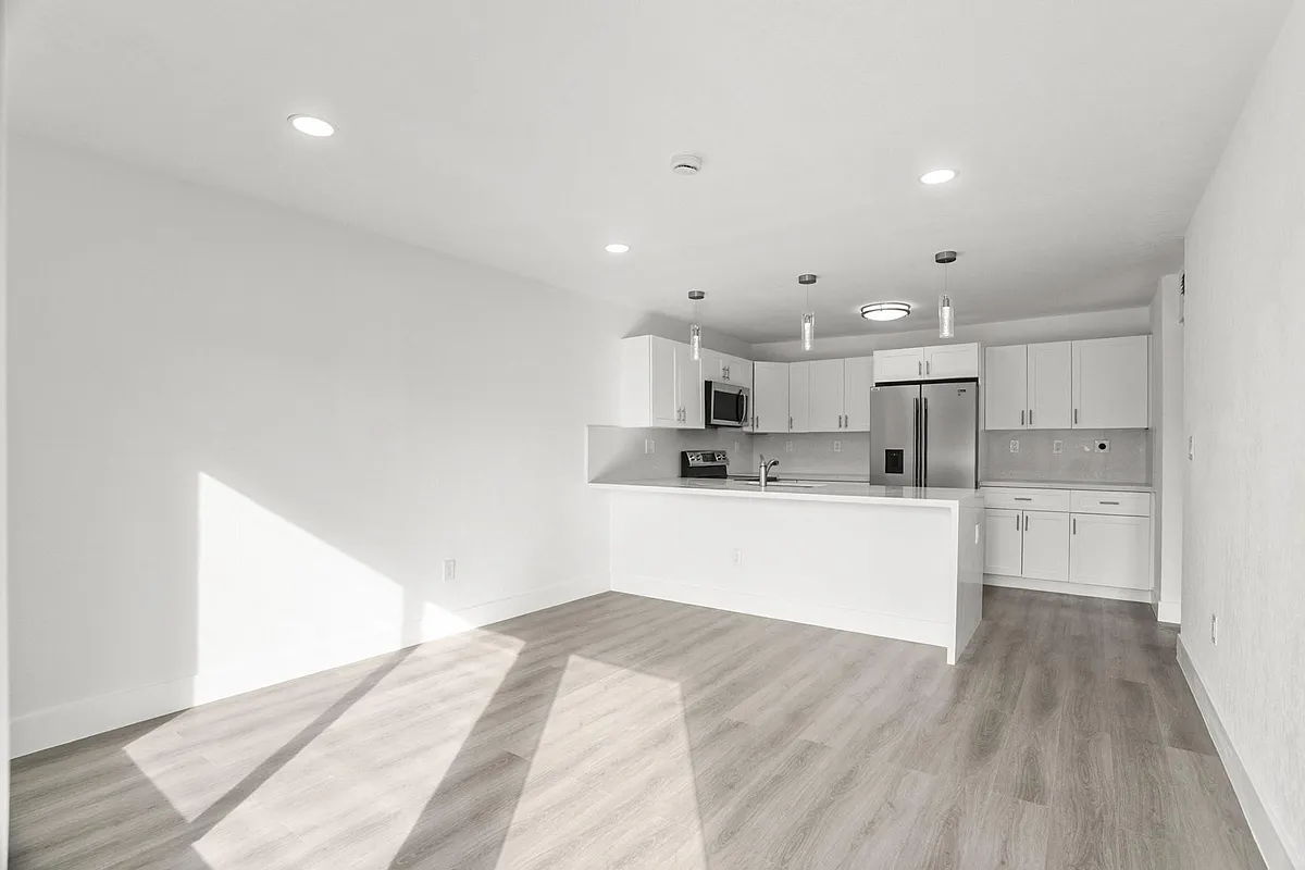 Building Photo - 20731 NW 41st Avenue Rd