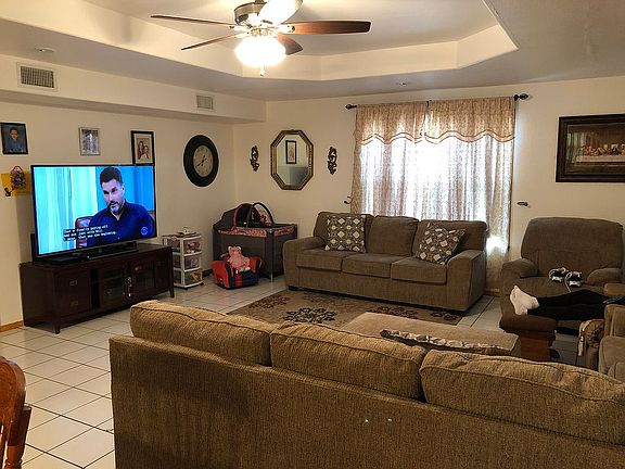 2nd image of 821 Pat Neff Ave