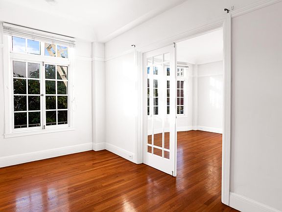 2nd image of 829 Leavenworth St #401