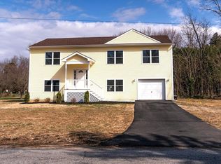 956 Rogers Ave, Vineland, NJ 08361