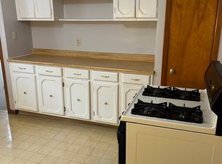 6121 Ridge Rd, Cleveland, OH 44129