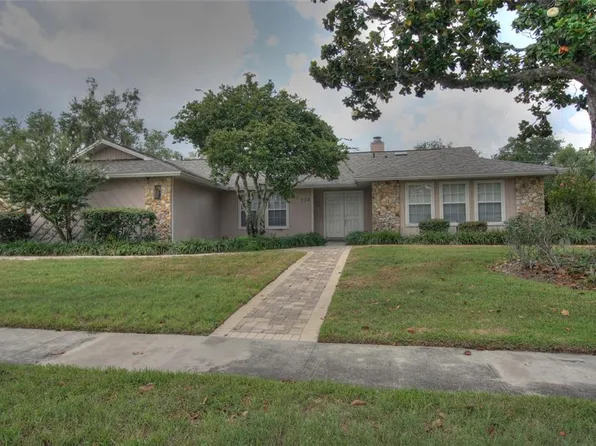 524 Woodview Dr, Longwood, FL 32779
