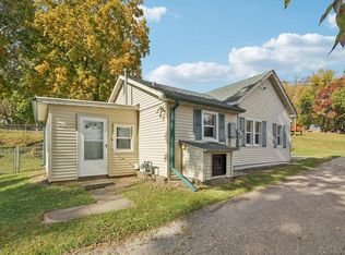 N1481 Morning Glory Ln, Genoa City, WI 53128