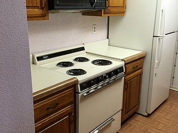 4th image of 2830 S Bartell Dr APT 32