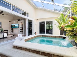 1821 Tarpon Bay Dr S, Naples, FL 34119