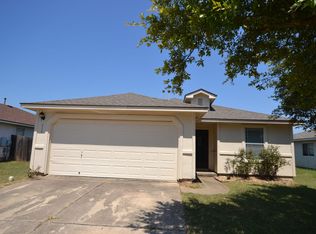 319 Golden Gate Dr, Leander, TX 78641