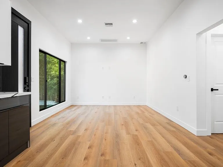 6443 Oakdale Ave — Photo 11