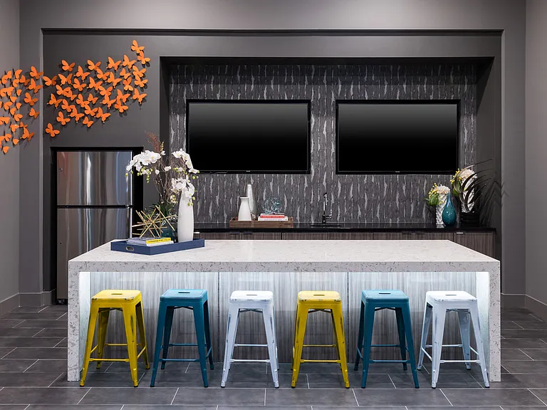 Sports Lounge