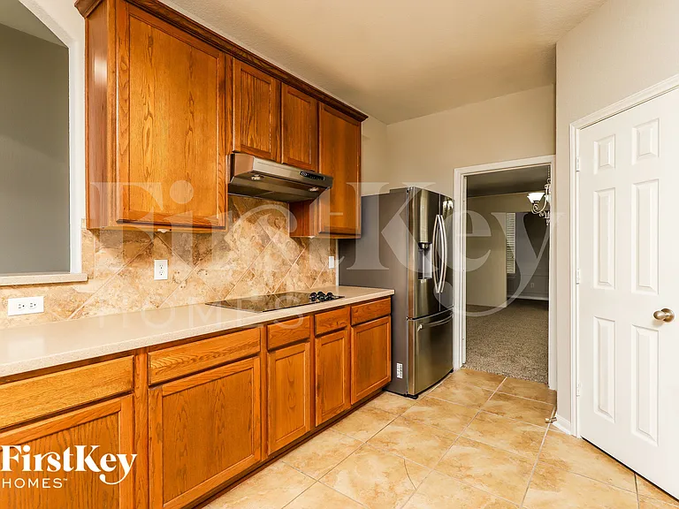 2225 Crary Mdw — Photo 8
