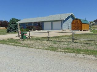 25 Oak Dr, Cody, WY 82414