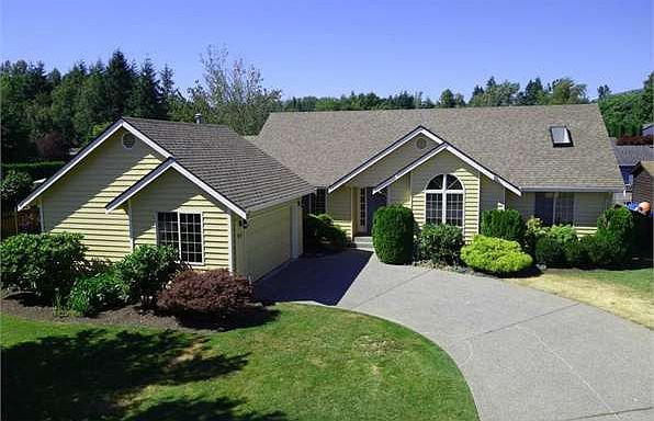 1st image of 806 Cultus Mountain Dr