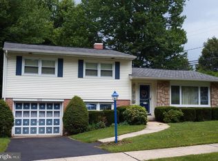 165 Octagon Ave, Sinking Spring, PA 19608