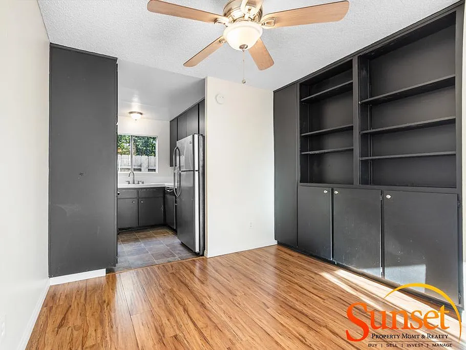 2 bed, 700 sqft, $3,150 — Photo 3