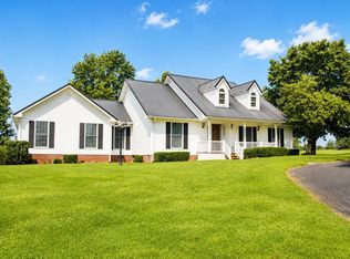2222 Clintonville Rd, Paris, KY 40361
