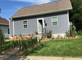 913 9th Ave, Marion, IA 52302