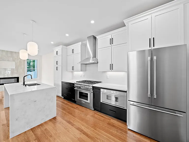 11 Jasset St #11 — Photo 5