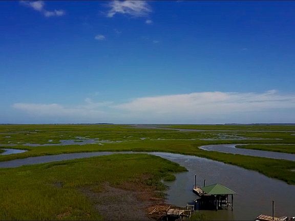 Boat house & floating dock