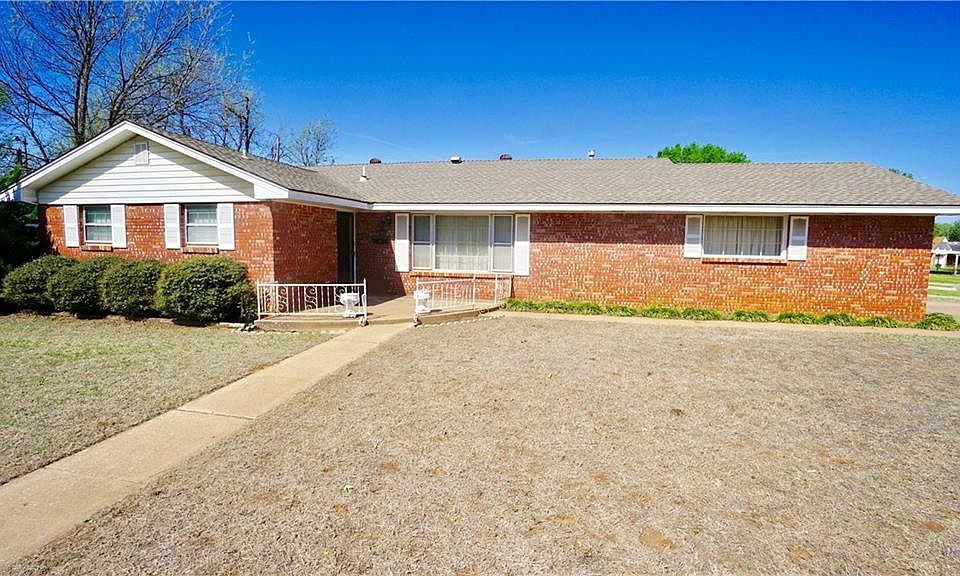 1st image of 1205 Howard Dr