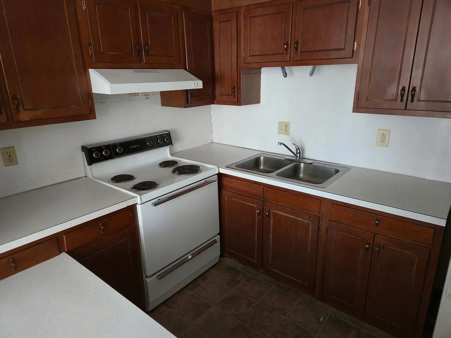 420 Wheatley — Photo 3