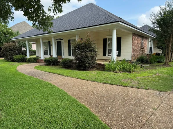 103 Prestwick Cir, Bossier City, LA 71111