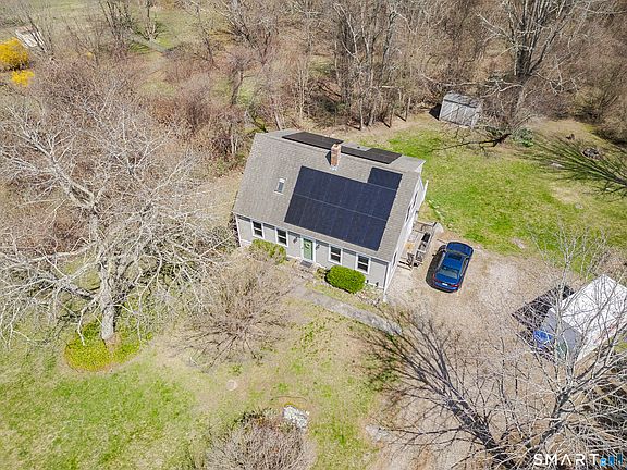 3rd image of 236 Avery Hill Road