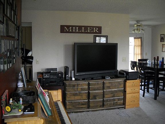 3rd image of 4705 Blue Heron Blvd