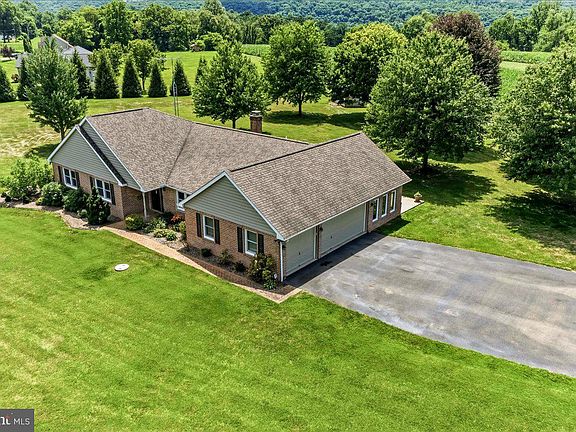 4th image of 300 Sleepy Hollow Rd