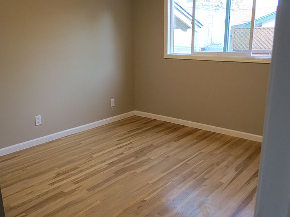 4th image of 1906 Marlinda Way