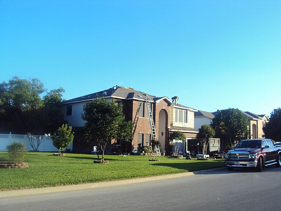 4th image of 2324 Pontiac Dr