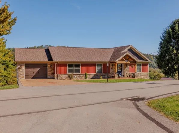 2 Nellie Ave, Dunlevy, PA 15432