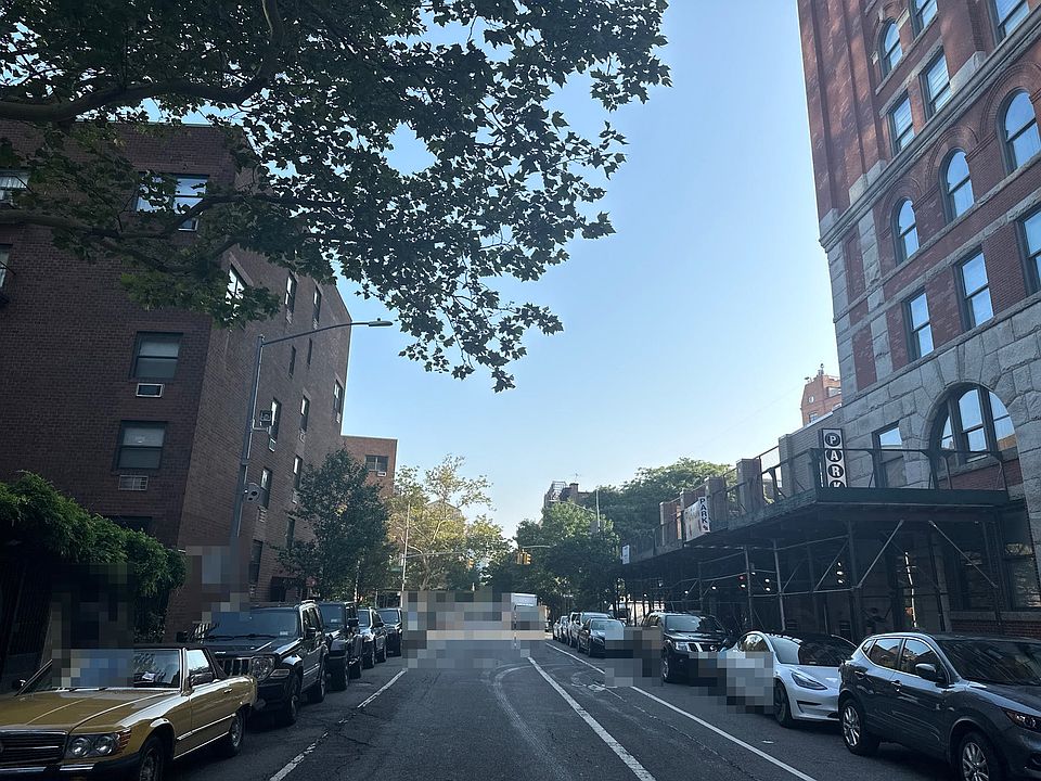 2nd image of 668 Washington St APT 4C