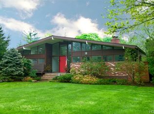 28 Country Ridge Dr, Rye Brook, NY 10573