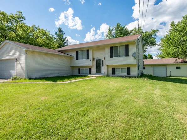 10286 W Chaney Ave, Beach Park, IL 60099