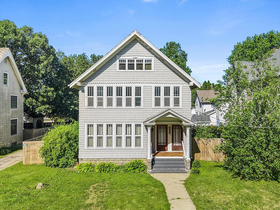 1st image of 515 N Hennepin Ave
