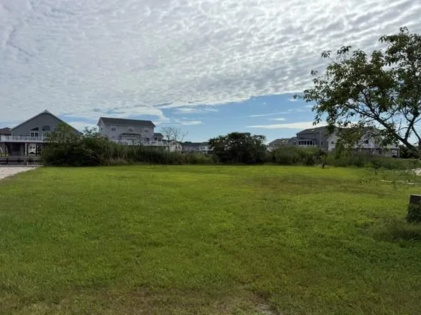 1346 Anchor Ct #1346, Greenbackville, VA 23356